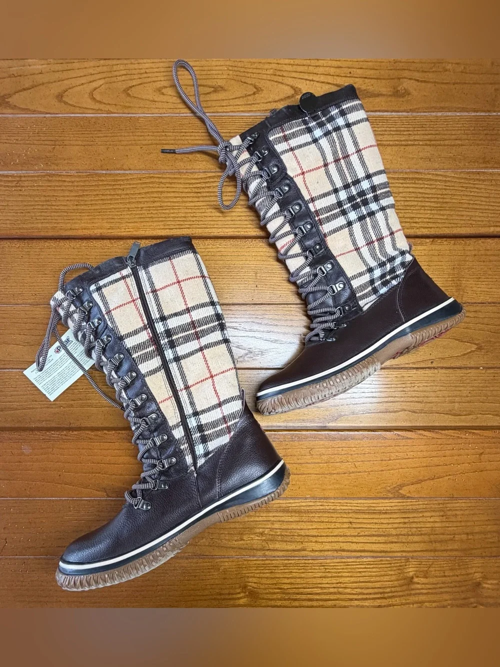 Pajar Canada Tall Plaid Winter Boots – NWT – Size 8/8.5 (EU 39)